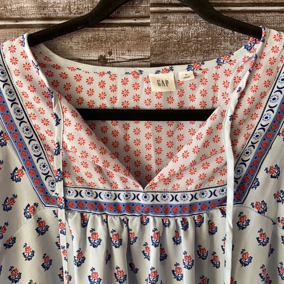 GAP Boho Top - Picture 2 of 5